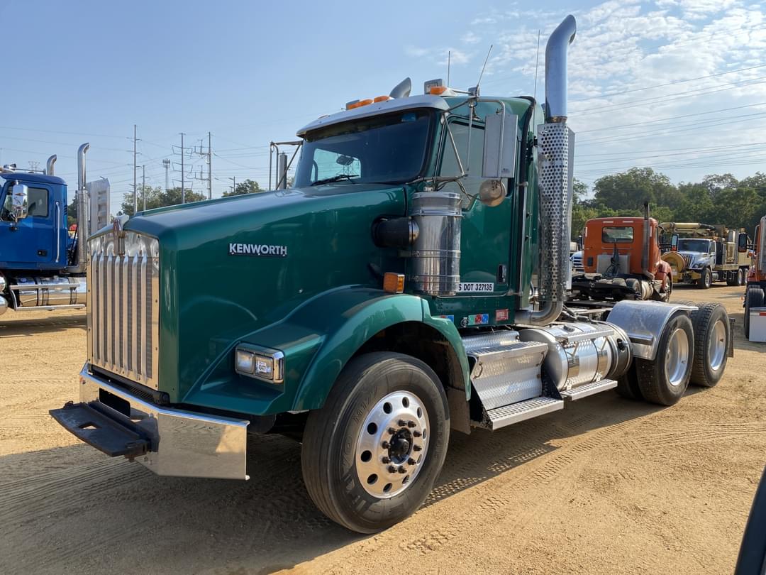 Image of Kenworth T800 Primary image