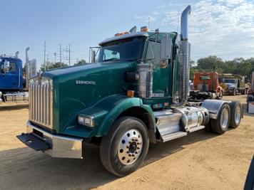 Main image Kenworth T800