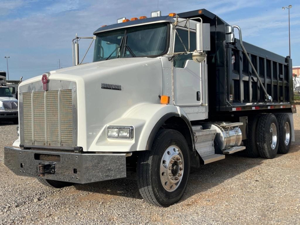 2020 Kenworth T800 Equipment Image0