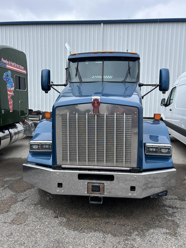 Image of Kenworth T800 equipment image 1