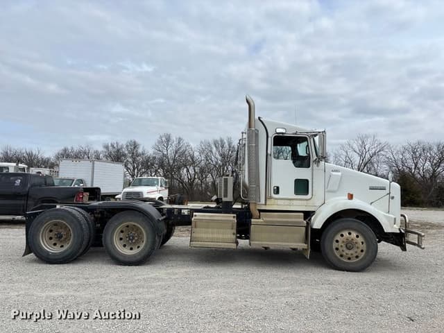 Image of Kenworth T800 equipment image 3