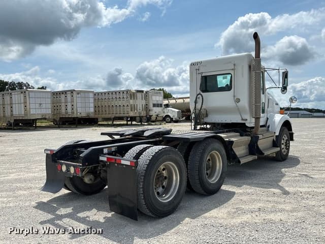 Image of Kenworth T800 equipment image 4