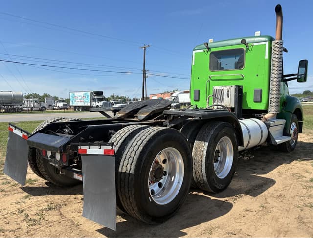 Image of Kenworth T880 equipment image 3