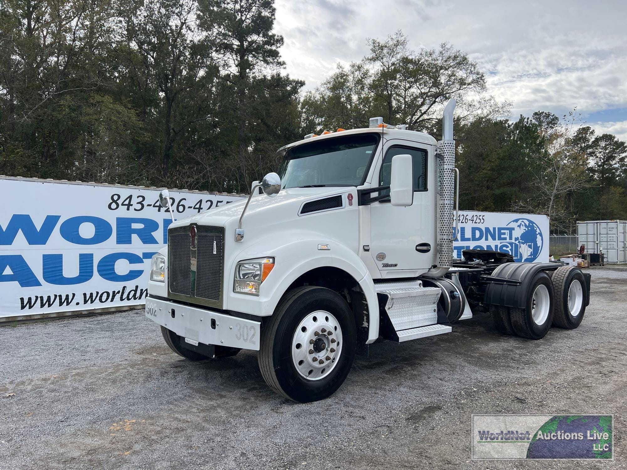 Main image Kenworth T880