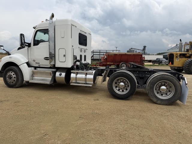 Image of Kenworth T880 equipment image 3