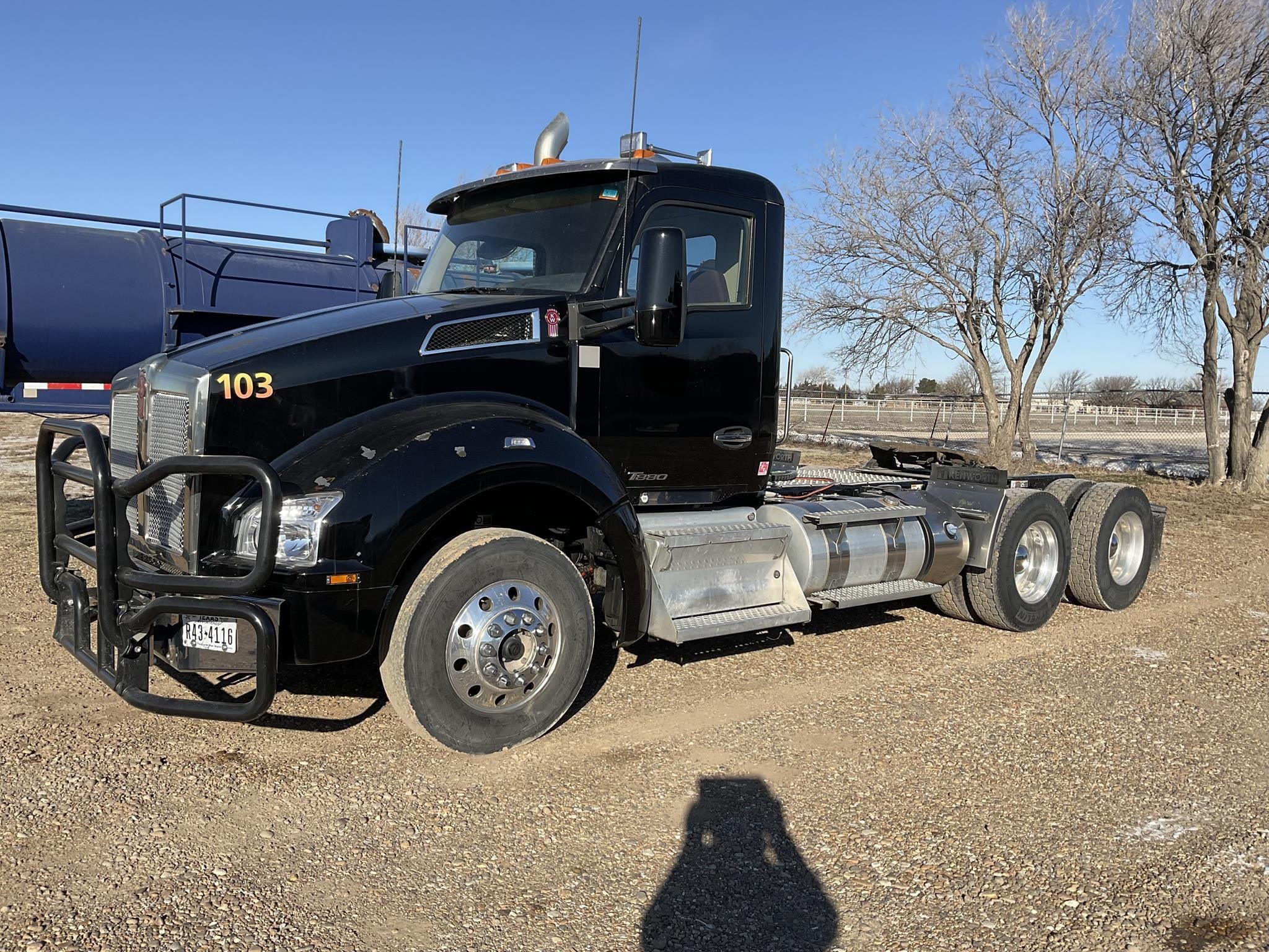 Main image Kenworth T880