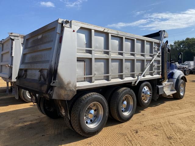 Image of Kenworth T880 equipment image 2