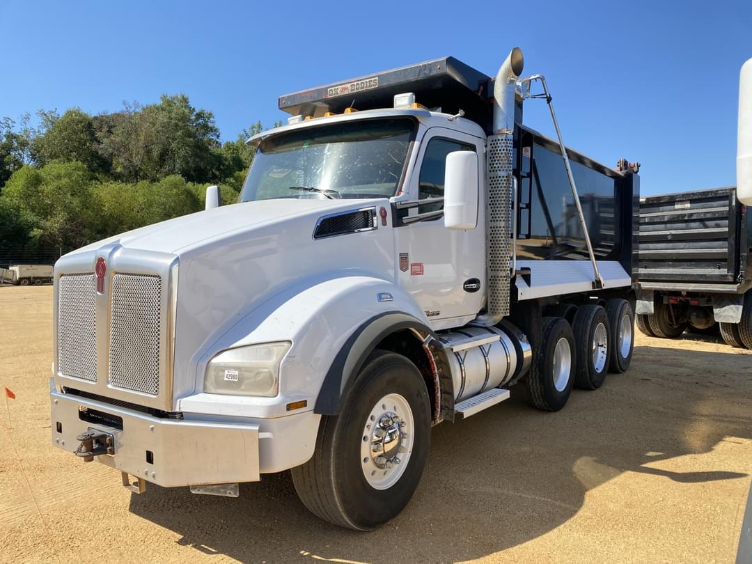 Image of Kenworth T880 Primary image