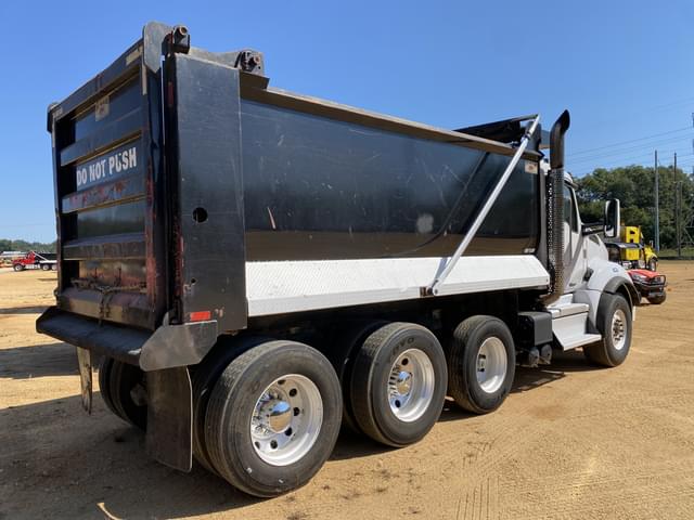 Image of Kenworth T880 equipment image 2