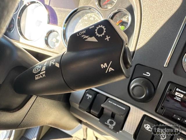 Image of Kenworth T880 equipment image 3