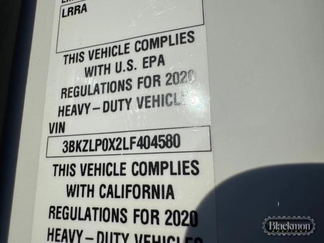 Image of Kenworth T880 equipment image 1