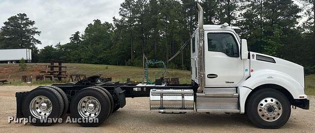 Image of Kenworth T880 equipment image 3