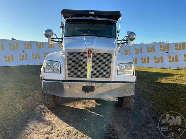 Image of Kenworth T800 equipment image 1