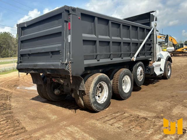 Image of Kenworth T880 equipment image 4