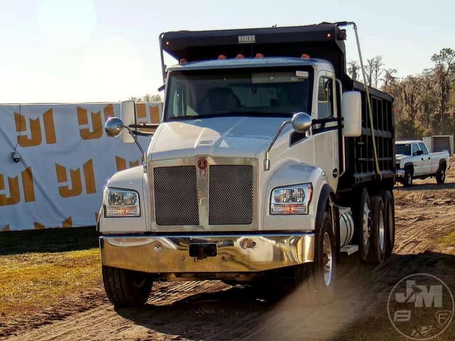 Image of Kenworth T880 equipment image 1