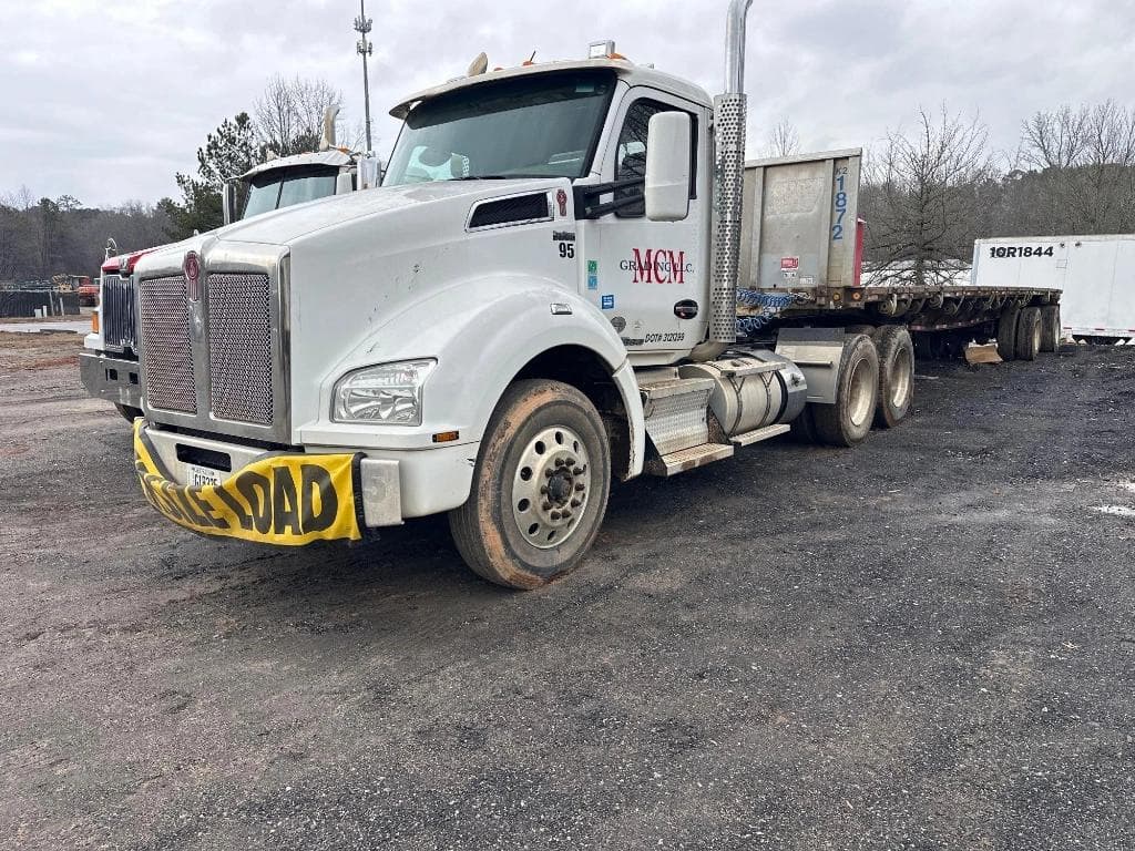 Image of Kenworth T880 Primary image