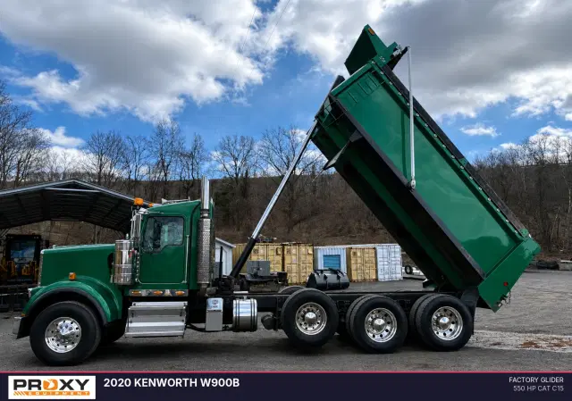 Image of Kenworth W900B equipment image 3