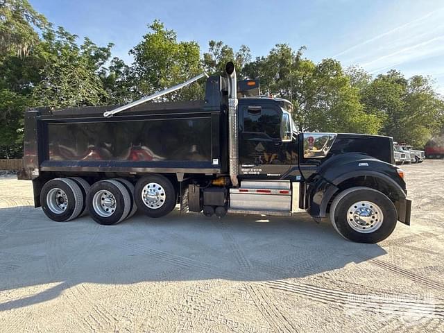 Image of Kenworth W990 equipment image 3