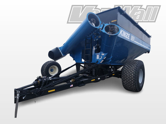 2020 Kinze 1051 Equipment Image0
