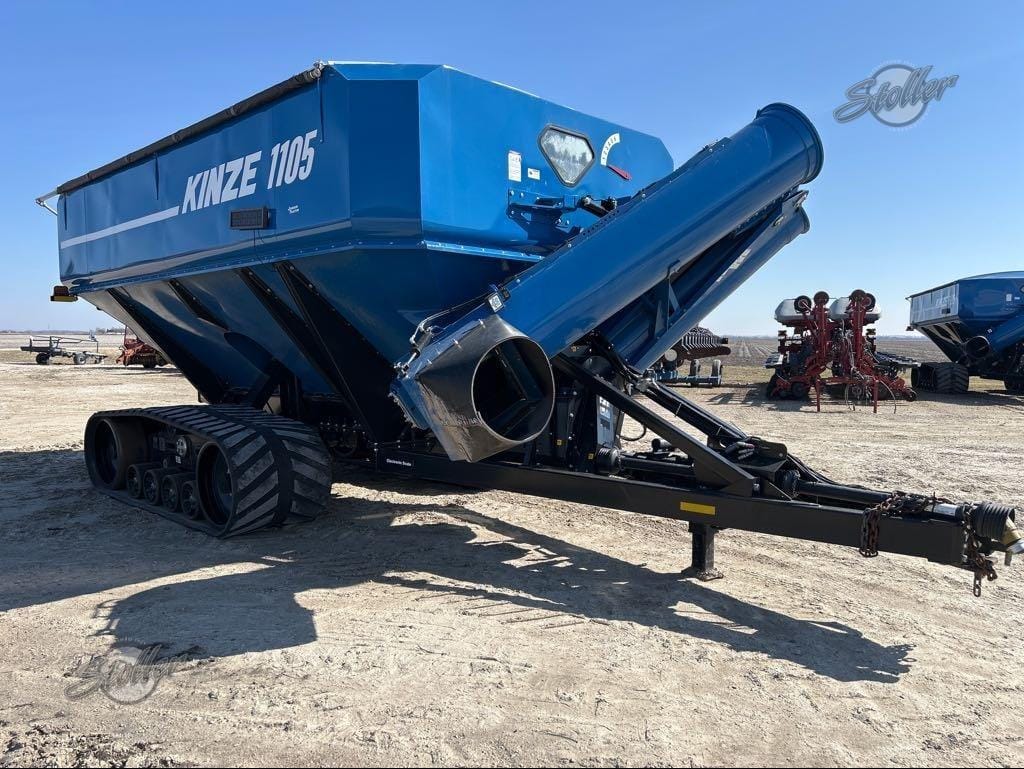 2020 Kinze 1105 Equipment Image0