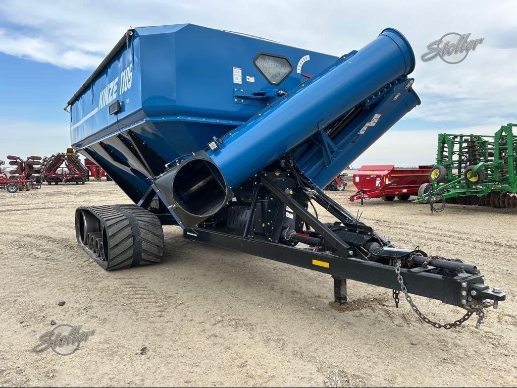 2020 Kinze 1105 Equipment Image0