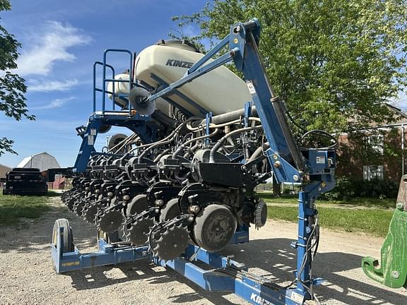 Image of Kinze 3500 Primary image