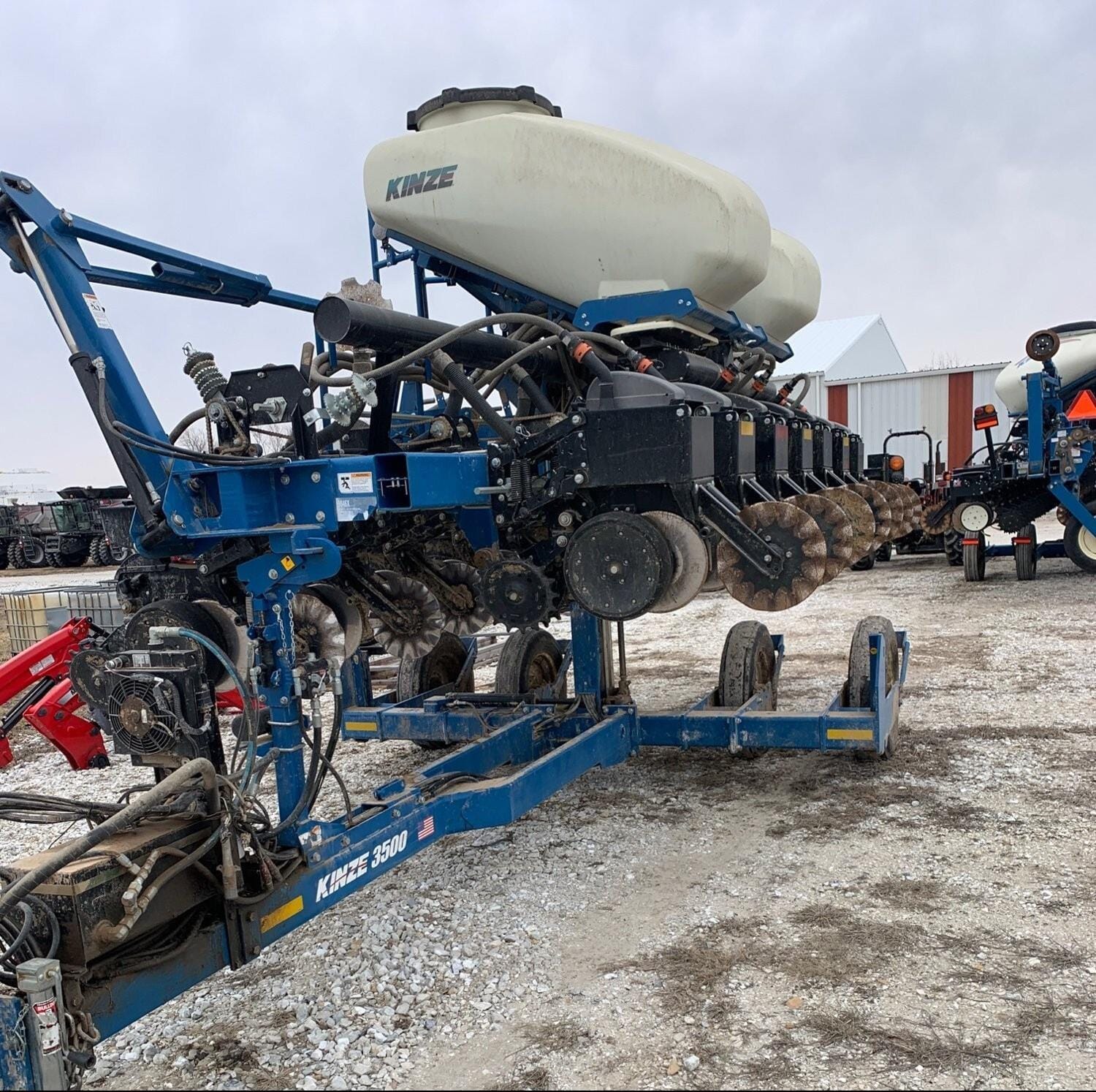 2020 Kinze 3500 Equipment Image0