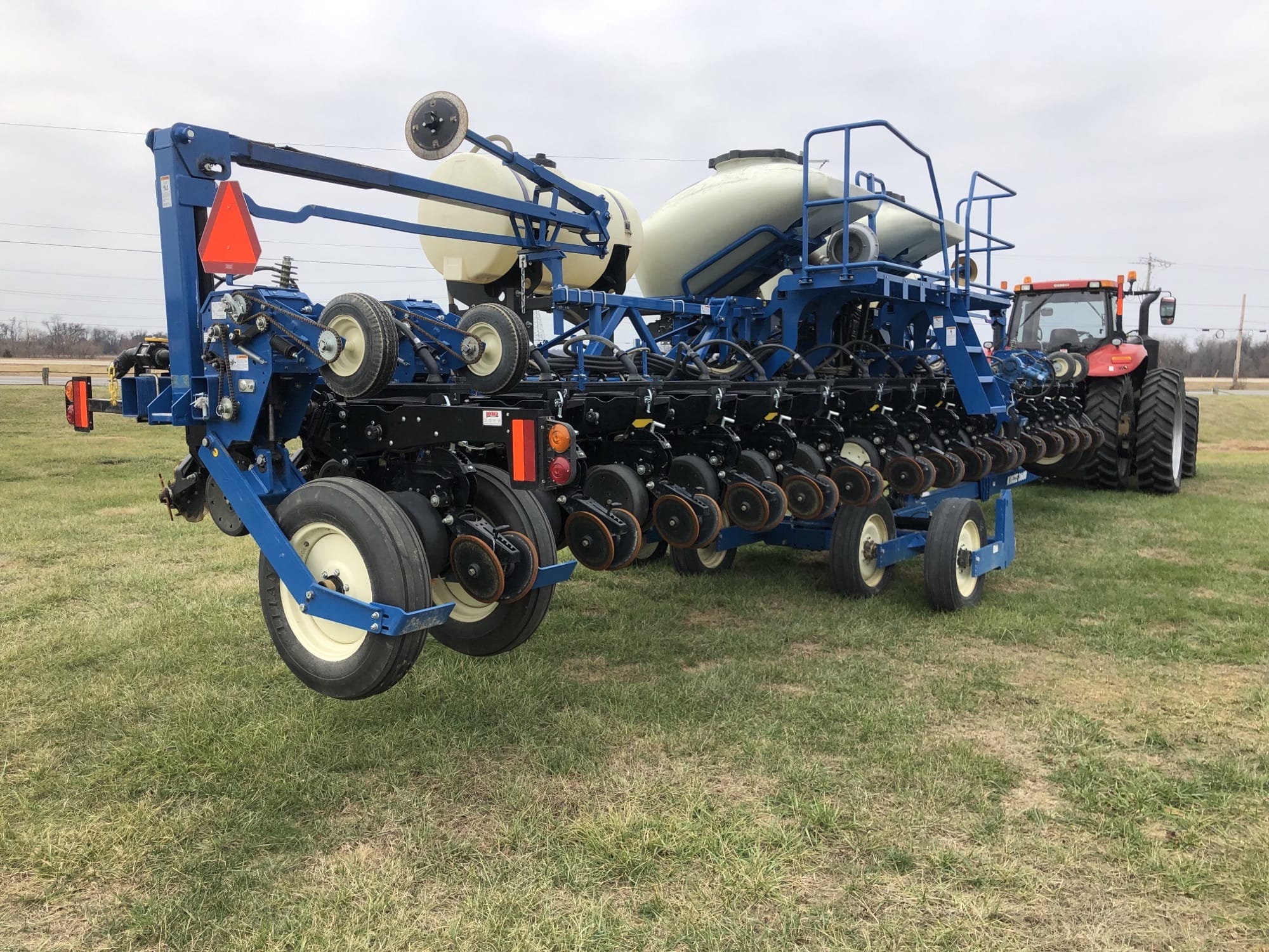 2020 Kinze 3600 Equipment Image0