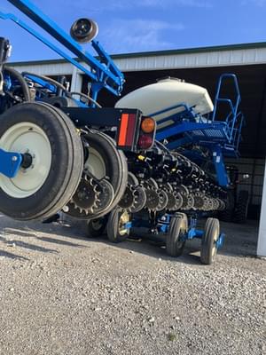 2020 Kinze 3660 Image