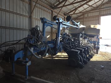 Main image Kinze 4900