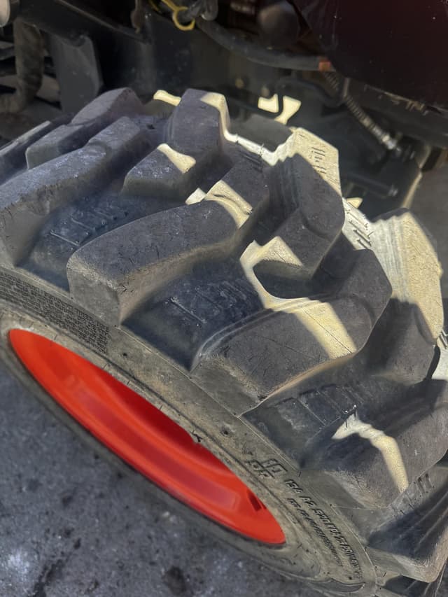 Image of Kioti NX4510 equipment image 2