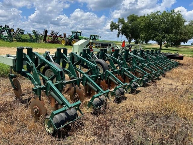 Image of KMC 6700 equipment image 4