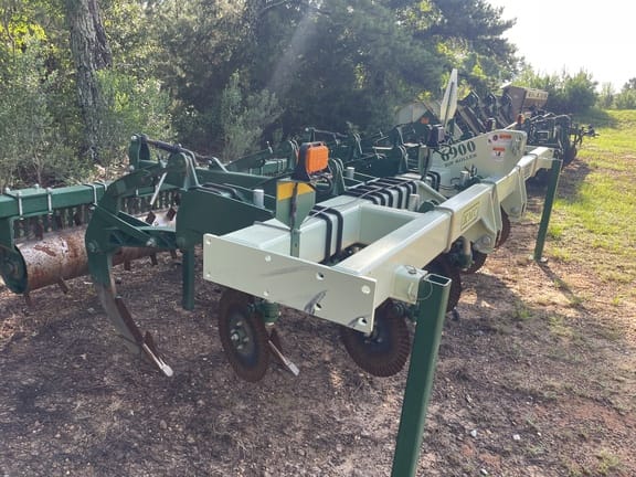 2020 KMC 6900 Equipment Image0