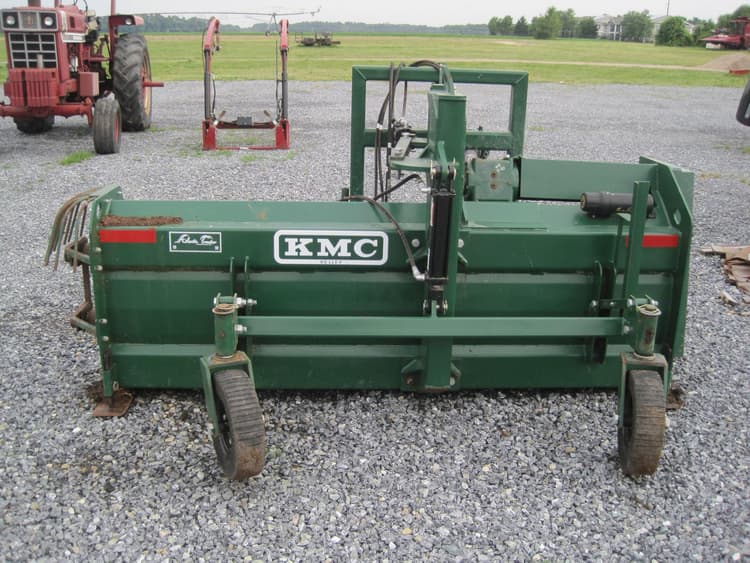 2020 KMC 6410 Manure Handling Poultry Litter Equipment for Sale