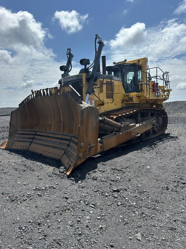 Image of Komatsu D375A equipment image 3