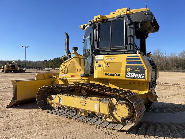 Image of Komatsu D39PXi-24 equipment image 1