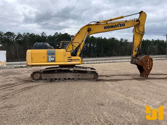 Image of Komatsu PC240LC equipment image 3