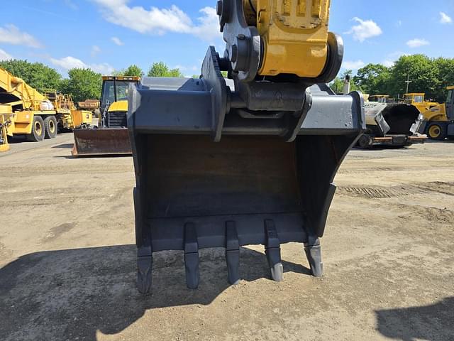 Image of Komatsu PC290LC-11 equipment image 4
