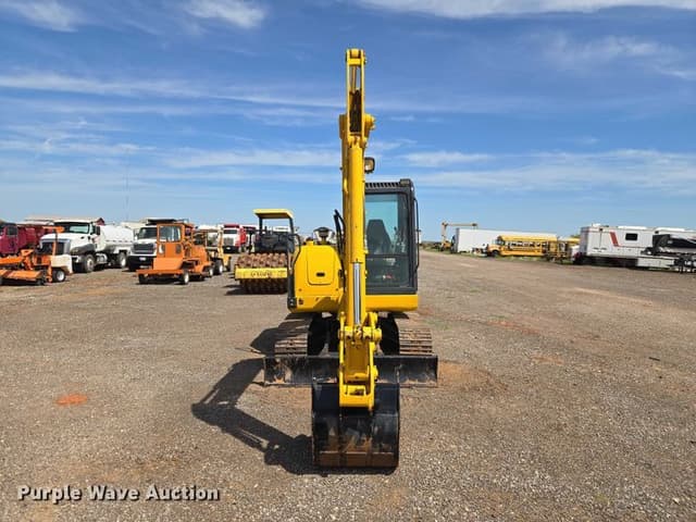 Image of Komatsu PC56-7 equipment image 1