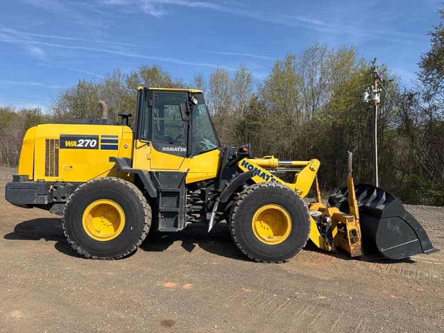 Image of Komatsu WA270 equipment image 4