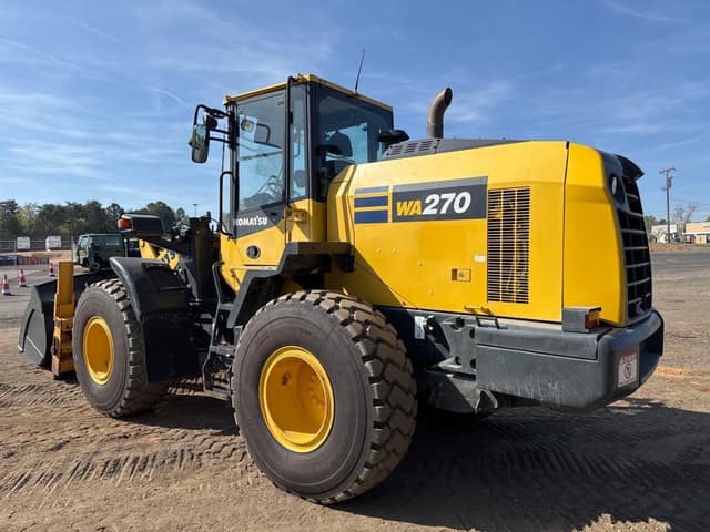 Image of Komatsu WA270 equipment image 2