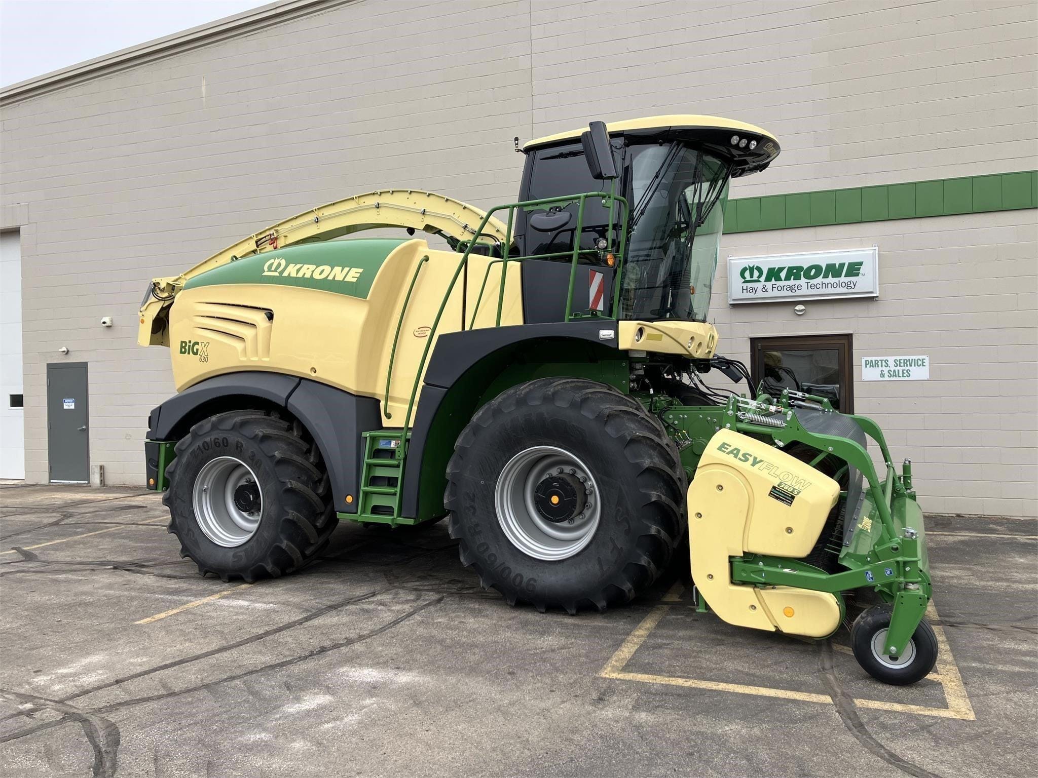 2020 Krone Big X 630 Equipment Image0
