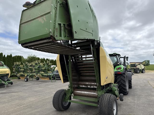 Image of Krone Comprima V180XC equipment image 4