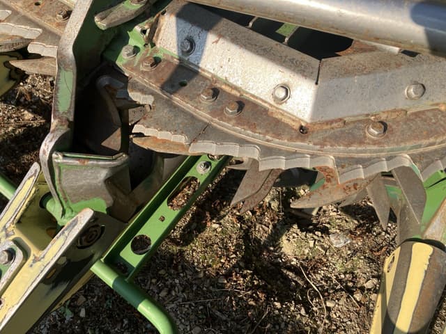 Image of Krone Easy Collect 900-3 equipment image 2