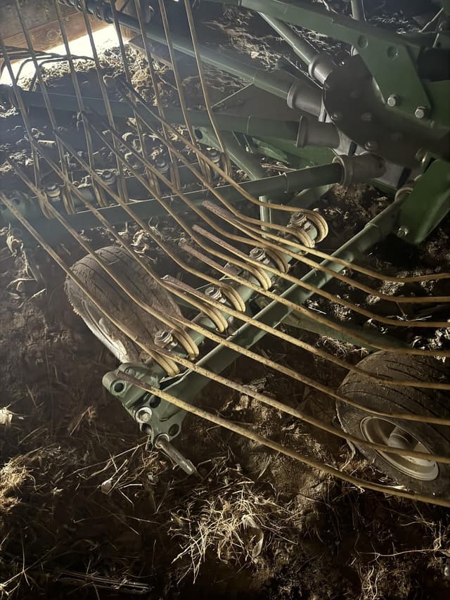 Image of Krone Swadro 46T equipment image 3