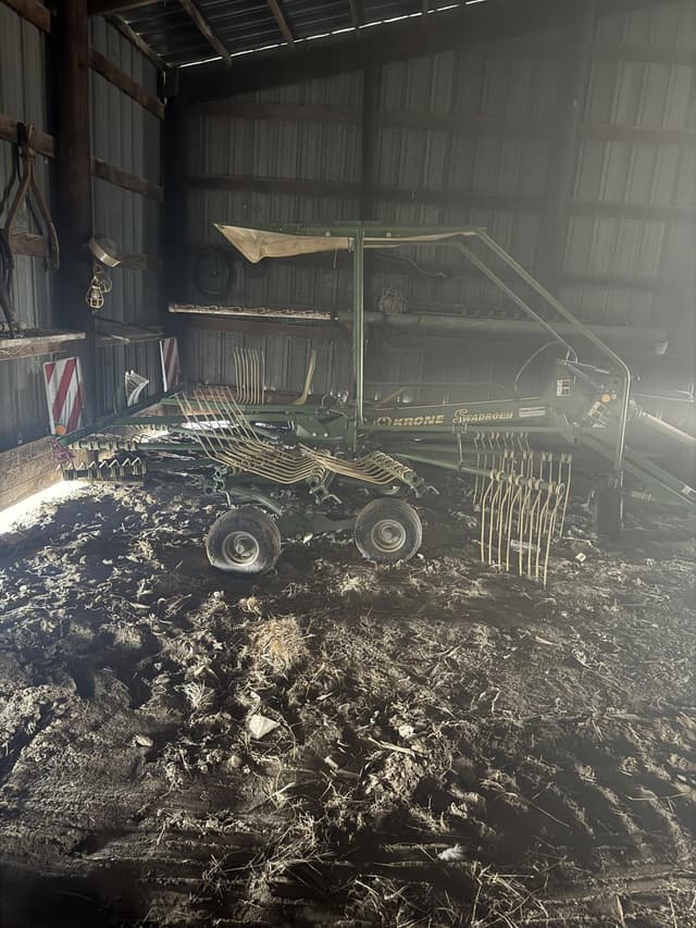 Image of Krone Swadro 46T equipment image 4