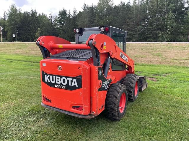 Image of Kubota SSV75 equipment image 2