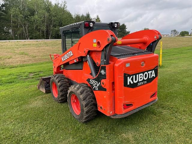 Image of Kubota SSV75 equipment image 3