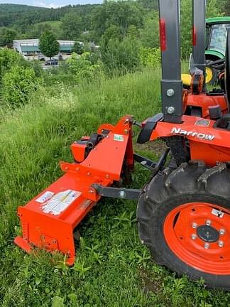 Image of Kubota B2401 equipment image 2