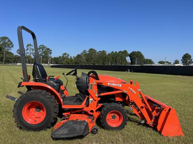 Image of Kubota B2401DT equipment image 4